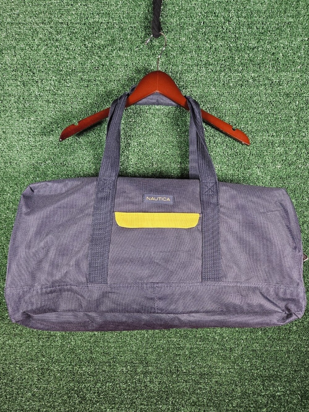 Nautica Unisex Lightweight Navy Blue Duffel Bag / Size - 21"×11"×11"